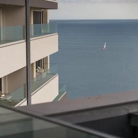 Guestready - Acqua Residences Funchal (Madeira)